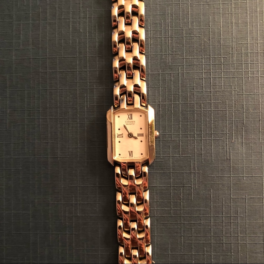 Citizen Quartz Silver Toned Watch